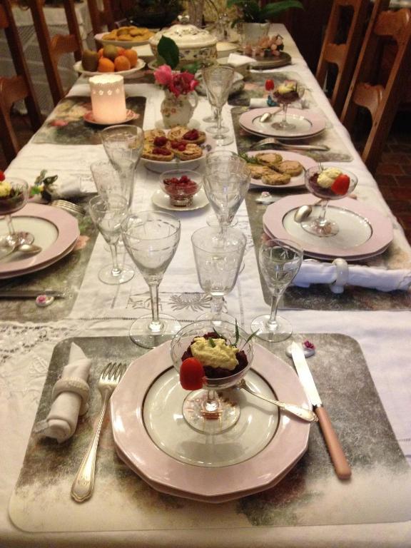 Domaine De La Dame De Lauriere Bed & Breakfast Solignac Luaran gambar