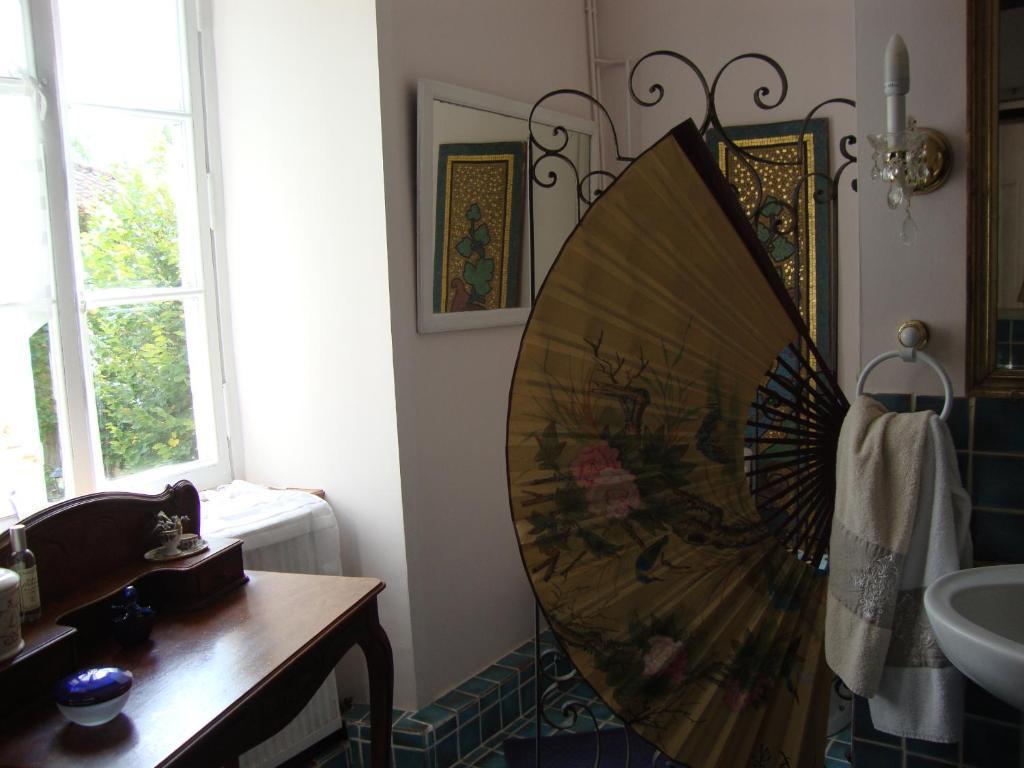 Domaine De La Dame De Lauriere Bed & Breakfast Solignac Bilik gambar